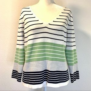 Liz & co Sweater size Large